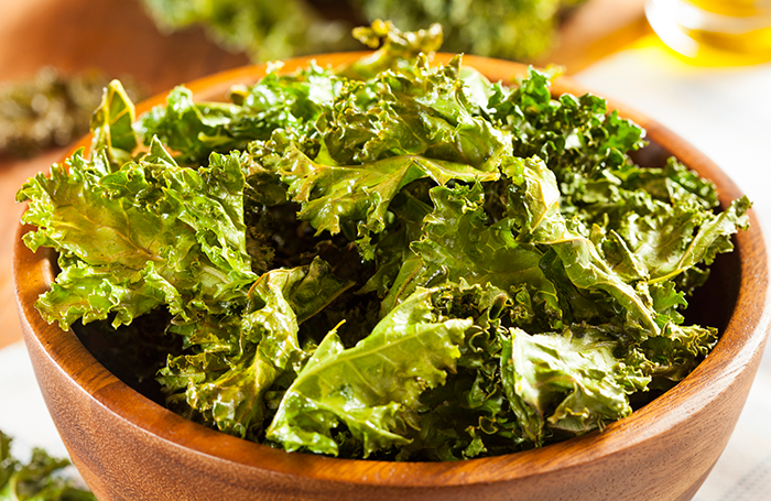 25 Tasty Low-Carb Snacks For Weight Loss 7 Kale Chips low carb snack