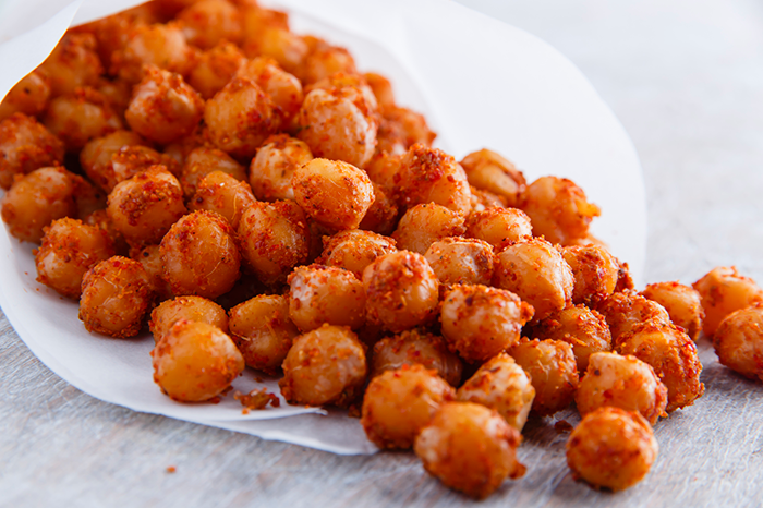 25 Tasty Low-Carb Snacks For Weight Loss 16 Roasted chickpeas low carb snacks