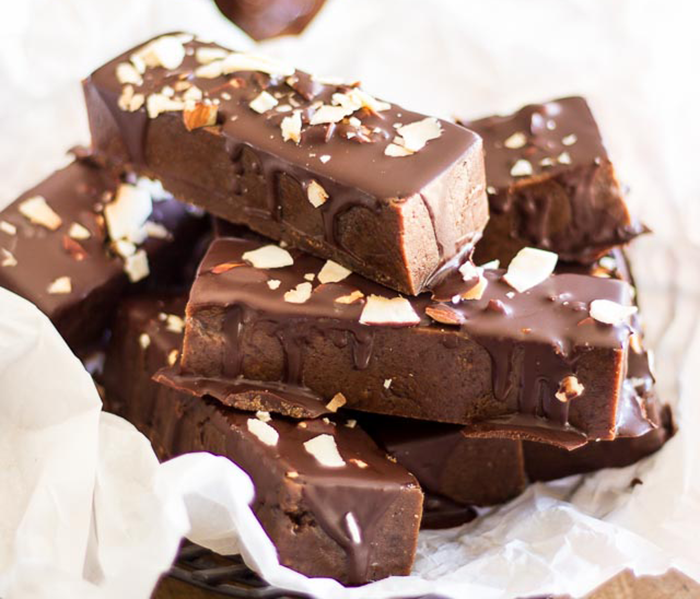 55 Best Tasting Homemade Protein Bars 69 Toasted Almond and Chocolate Protein Bars