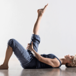 stretches for knee pain with pictures