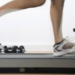 how to avoid knee pain while running on treadmill