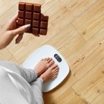 Eat chocolate and still lose weight
