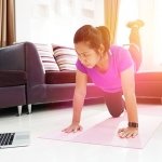 straighten your back without a chiropractor