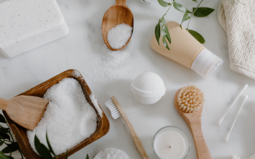 10 Shocking Baking Soda Bath Side Effects 2 Skin dryness irritation caused by alkaline baking soda bath | baking soda bath side effects